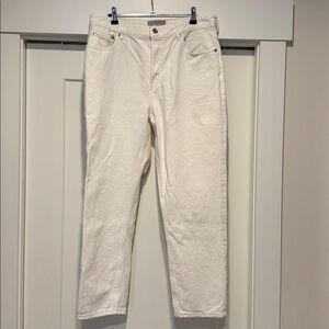 Everlane White Cheeky Jeans 31R